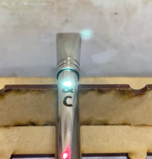 Grabado Laser de Bombillas