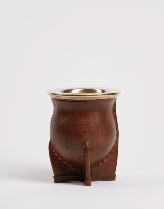 Mate Camionero de calabaza con cuero marrón y virola de alpaca artesanal - Jardín del Mate España