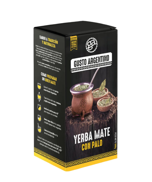 Paquete de Yerba Mate Gusto Argentino 500g con palo, auténtico sabor misionero en España.