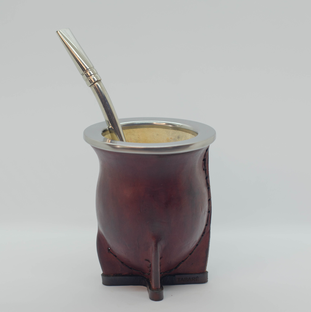 Mate Artesanal Camionero – Cuero Marrón Natural y Virola de Acero Inox
